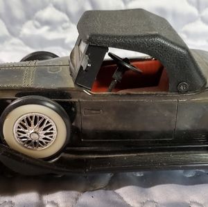 BB2 Vintage Powell 1931 Classic Solid State Radio- Battery Operated